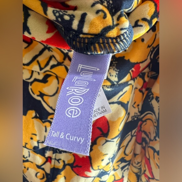 Winnie the Pooh Lularoe Leggings - Picture 3 of 4